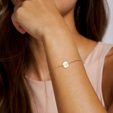 Turandoss Gold Initial Bracelet for Women - 18K Gold Plated Initial T Personalized Letter Bracelet for Women, Dainty Coin Disc Link Charm Bracelet Womens Jewelry Birthday Wedding Gift for Women Girls