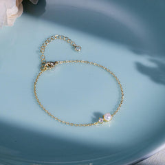 Turandoss Pearl Bracelets for Women Dainty 14K Gold Plated Freshwater Cultured Pearl Cz Bridesmaid Jewelry Teacher Appreciation Mothers Day Graduation Gifts for Her Mom Kids Teen Girls Wife Ideas