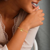 Turandoss Initial Knot Bracelets for Women Dainty 18K Gold Plated Initial Knot Trendy Letter A-Z Love Charm Jewelry Bridesmaid Birthday Valentine's Day Gifts for Women Teen Girls