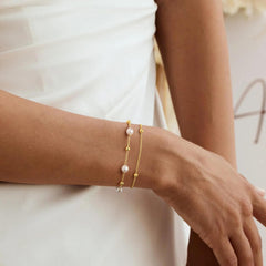 Turandoss Pearl Bracelets for Women, Dainty 14K-Gold-Plated Bracelet Pearls Beaded Link Chain Simple Wedding Bridesmaid Jewelry Christmas Gift for Women