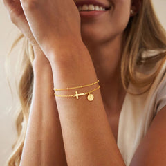 Turandoss 18K Gold Cross Initial Bracelet for Girls Women, Link Charm Letter Bracelets for Kids, Birthday Gifts, Valentine's Day Gift for Girls Women