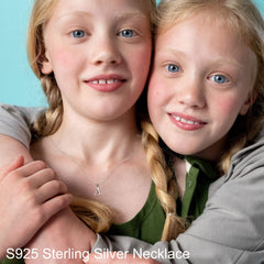 Turandoss S925 Sterling Silver Initial Necklaces for Women Girls, Dainty Hypoallergenic Tiny Letter Initial Pendant Necklaces for Women, Trend Jewelry Birthday Gifts for Women Girls Fashion