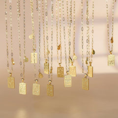 Turandoss Zodiac Layered Necklaces for Women 14K Gold Plated Retro 12 Constellation Pisces Pendant Fashion Jewelry Tarot Card Birthday Gifts for Her Women Teenage Girl Best Friend