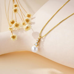 Turandoss Pearl Necklaces for WomenDainty Gold Pearl Choker Pendant Necklace for Women Trendy Simple Elegant Gold Cubic Zirconia Bridal Wedding Necklace for Womens Jewelry Bridesmaid Proposal Gift