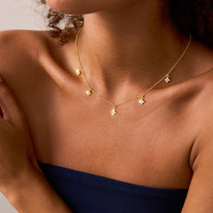 Turandoss Gold Choker Necklace for Women - Dainty 18k Gold Plated Clover Cubic Zirconia Necklaces, Wedding Prom Birthday Jewelry Gifts, 15+2.5In