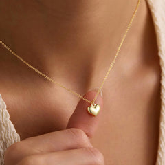 Turandoss 18K Gold Heart Necklace for Women Girls, Dainty Choker Pendant Necklaces for Her, Birthday Gifts for Kids, Valentine's Day Gift for Women