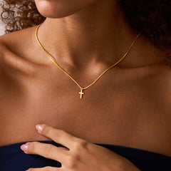 Turandoss Cross Necklace for Women, Jewelry Gift for Wife Mom Sister