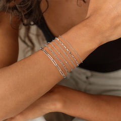 Turandoss Silver Stack Bracelets for Women, Dainty Stainless steel Layered Chain Link Bracelet Set, Birthday Gift, Valentine's Day Gifts for Women
