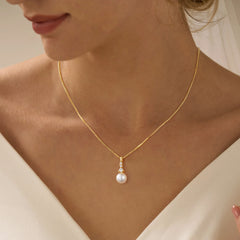 Turandoss Pearl Necklaces for Women - Dainty Gold Choker Pendant Pearl Necklace with Cubic Zirconia,  Bridal Wedding Gifts, Bridesmaid Gifts, 16+2.5In