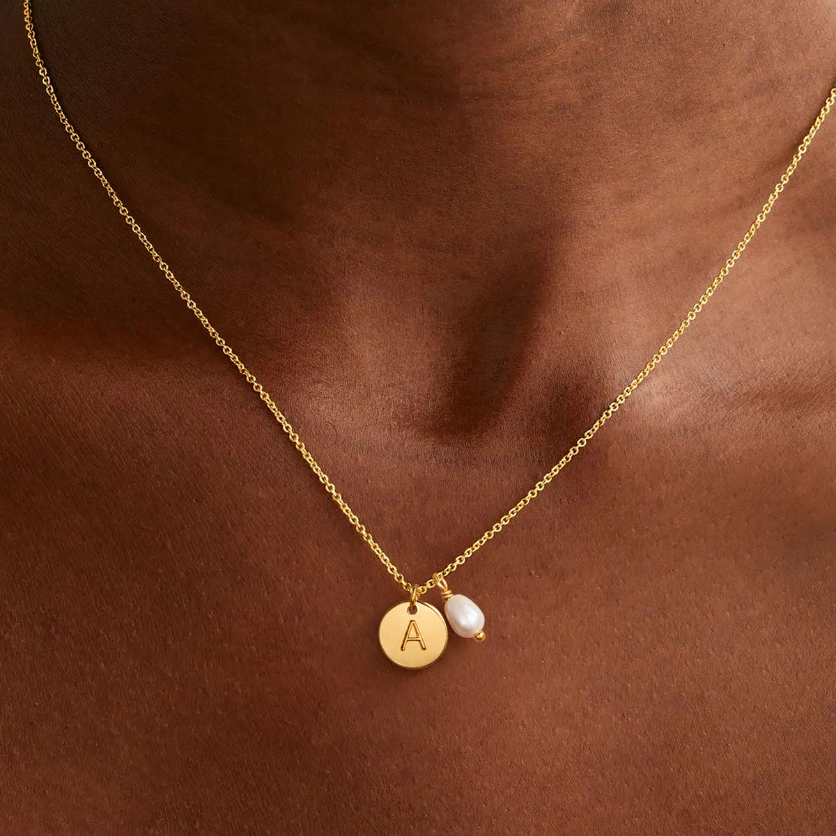 Turandoss Gold Initial Necklace for Women Girls- Dainty Gold Plated Letter Pendant Necklaces with Pearl, Birthday Gifts for Women Girls Jewelry, 16 In